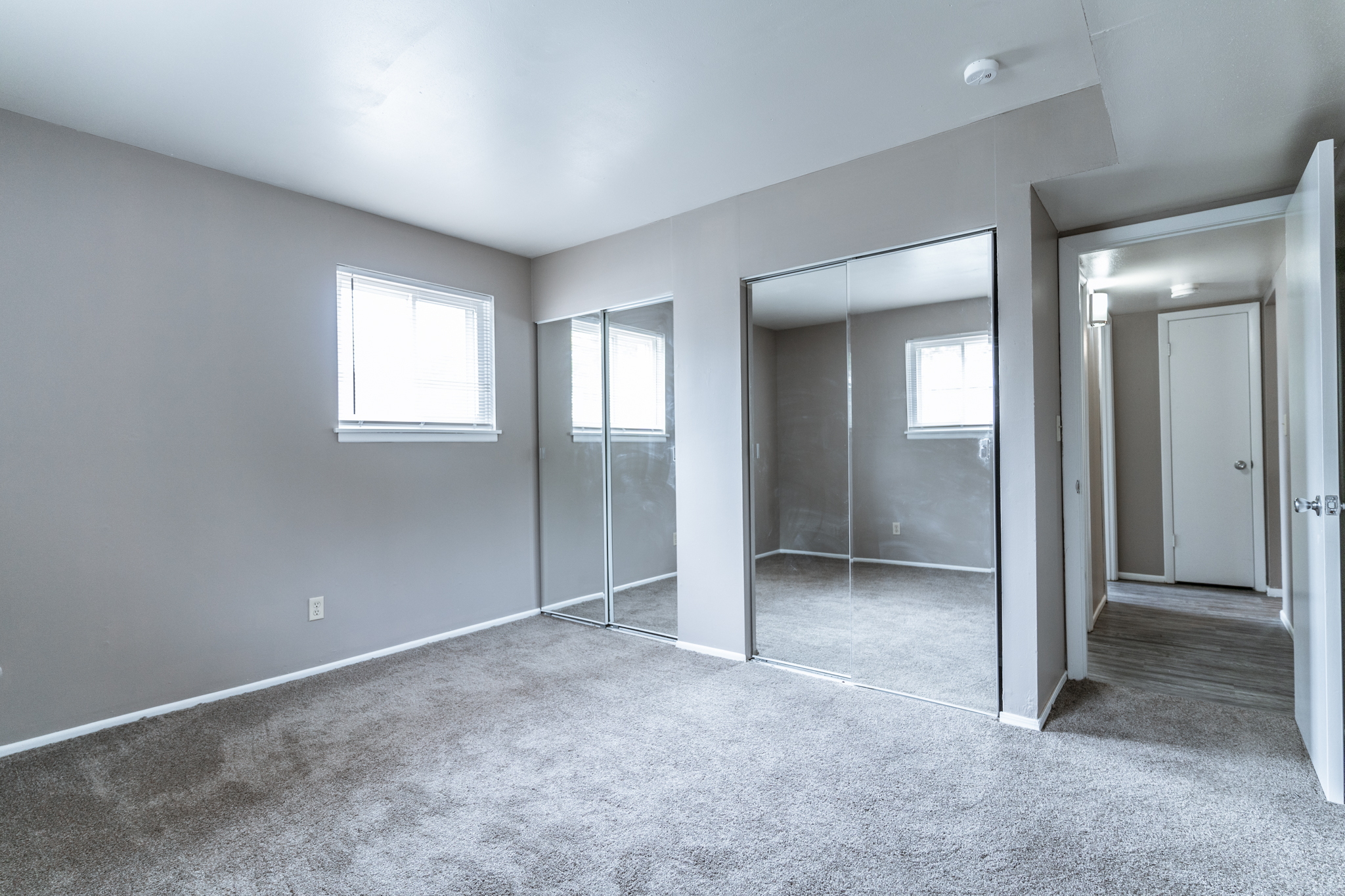 Covington Place Apartments Peoria, IL Professional Leasing Services, Inc.