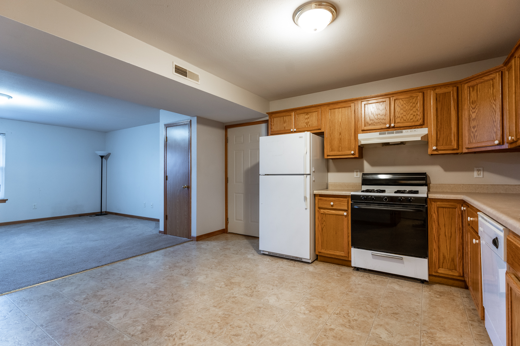 School St. Apartments Washington, IL Professional Leasing Services, Inc.