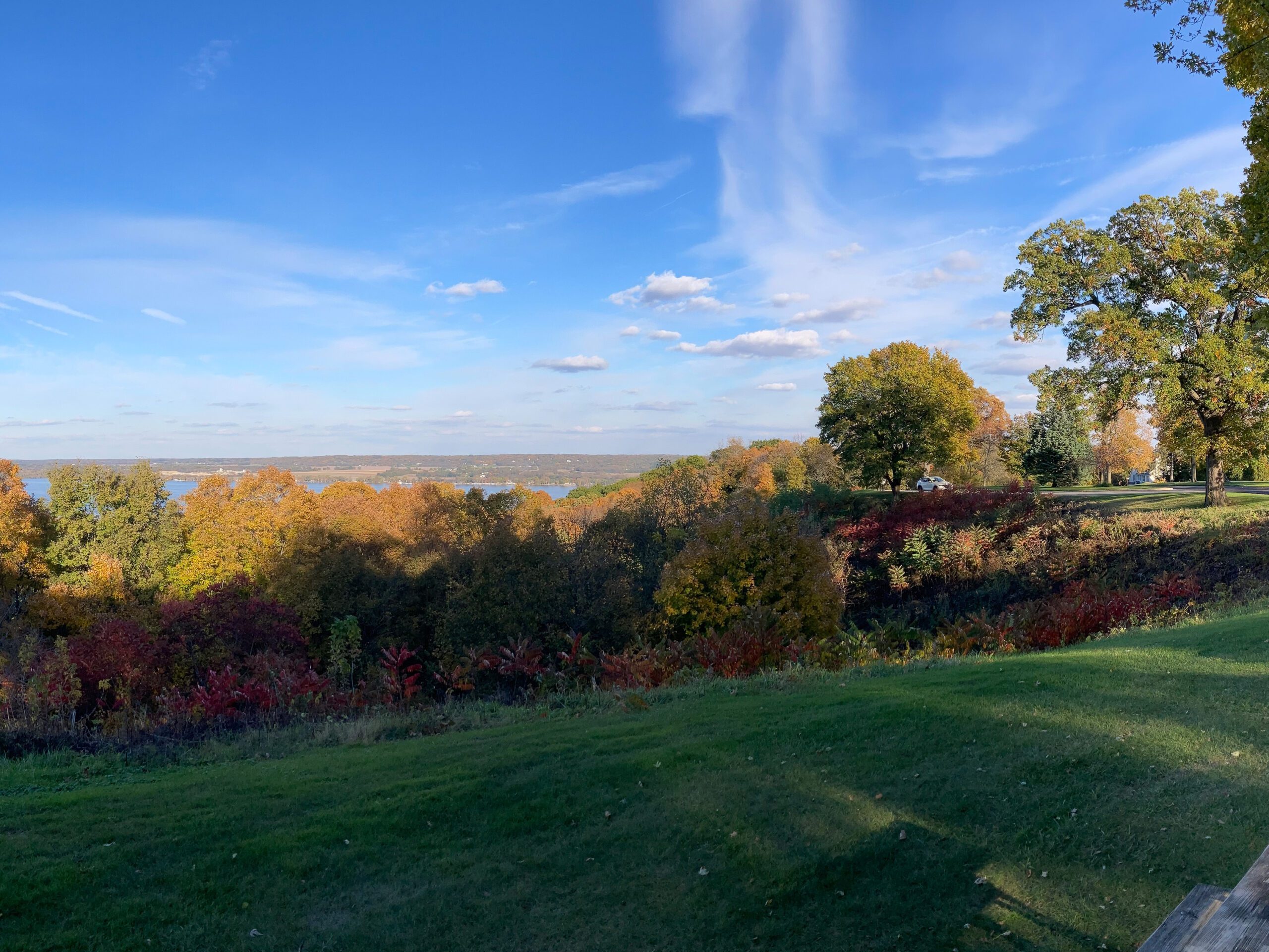 Grand View Drive & Park Peoria Park District