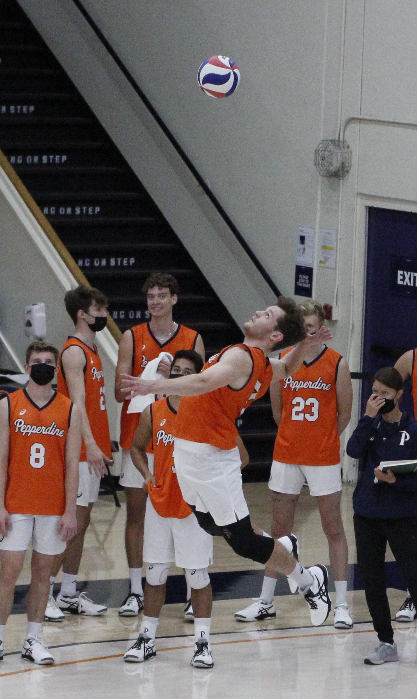 No. 2 BYU Takes Doubleheader vs. No. 5 Pepp Men's Volley Pepperdine