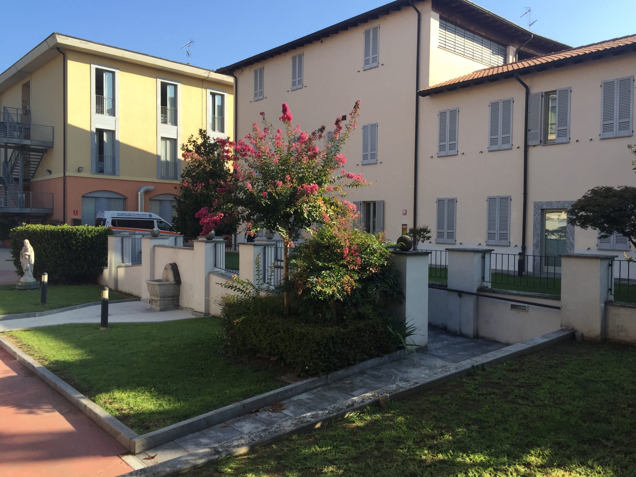 Fondazione Ospedale Caimi ONLUS PerAnziani