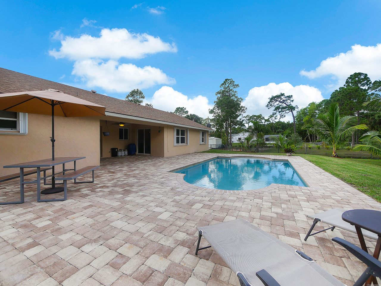 Perez & DuBois Real Estate Properties in Palm Beach County