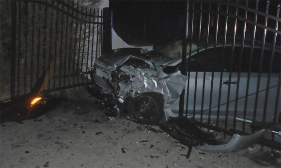 Taylor Swift Makes Rare Instagram Comment After Stolen Car Crashes Into