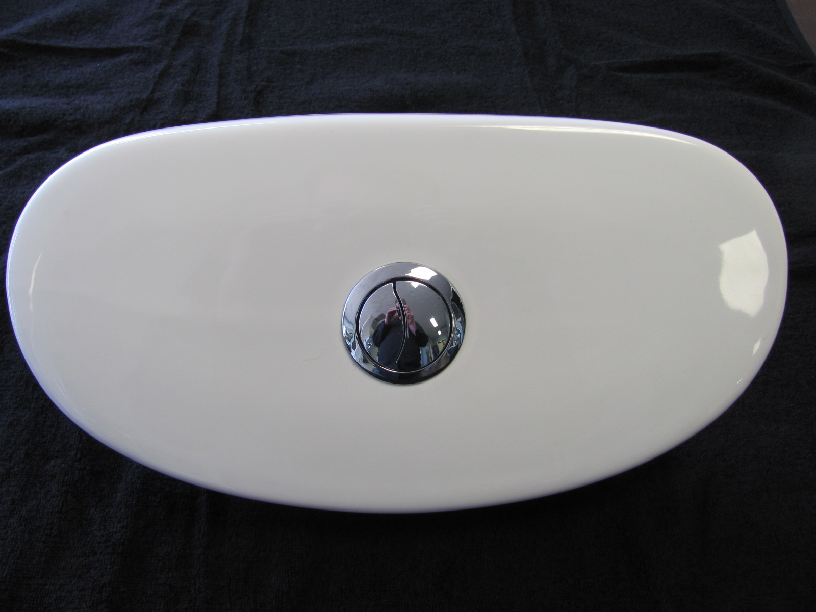 EAGO TB309 TOILET TANK TOP Perfect Bath Canada
