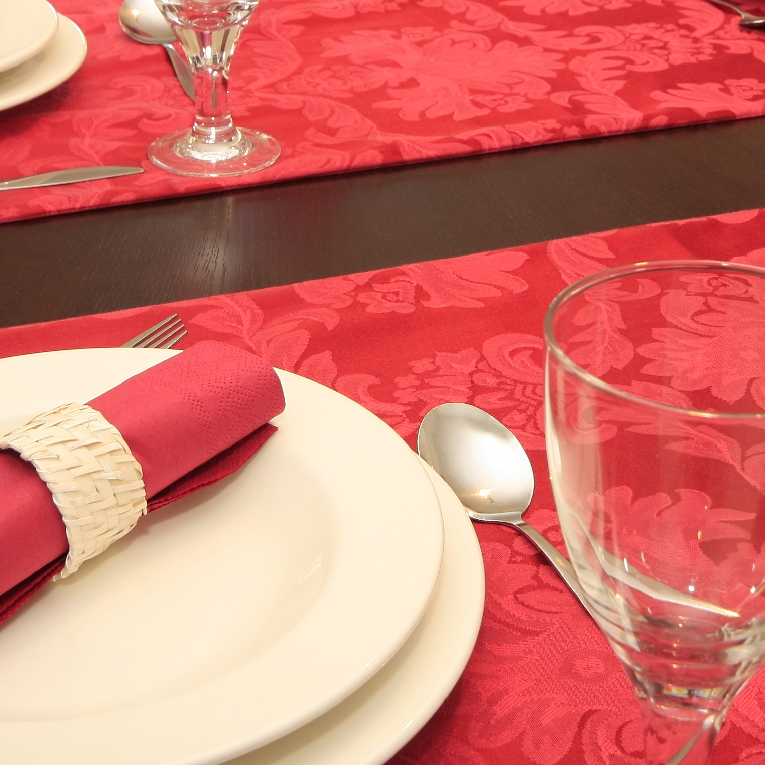 Dry Cleaners LA Fine Tablecloths LA