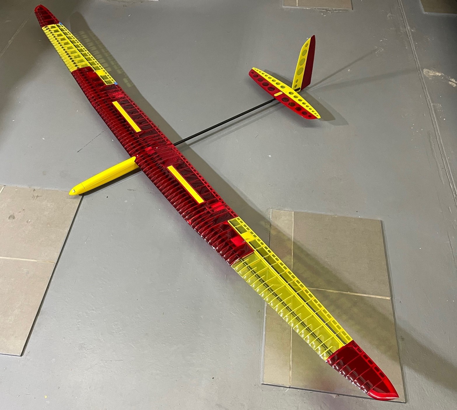 Avanti 3m electric glider kit by Alan Mayhew and Marcus Stent