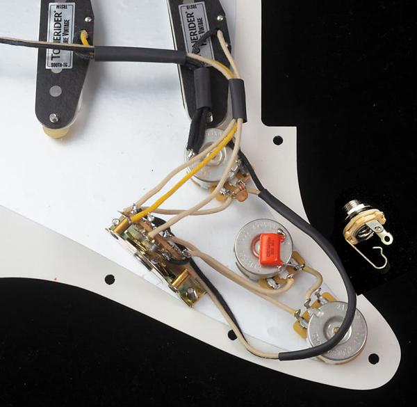 Parchment Stratocaster Loaded Pickguard & Harness Tonerider Classic