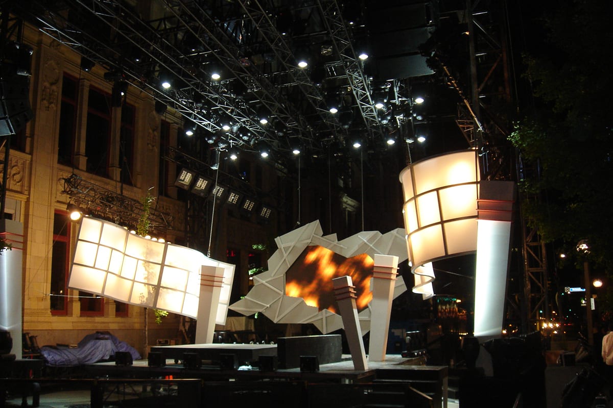 Set Construction for Film and TV Performance Solutions