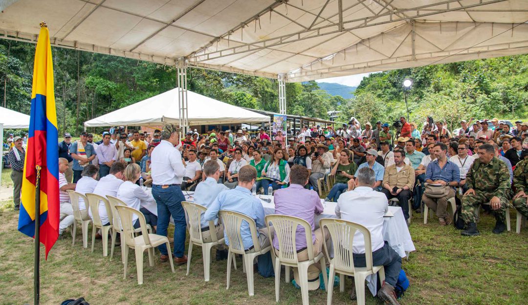 Duque se reunió con excombatientes de la Farc en el Caquetá – Periodico La Ultima