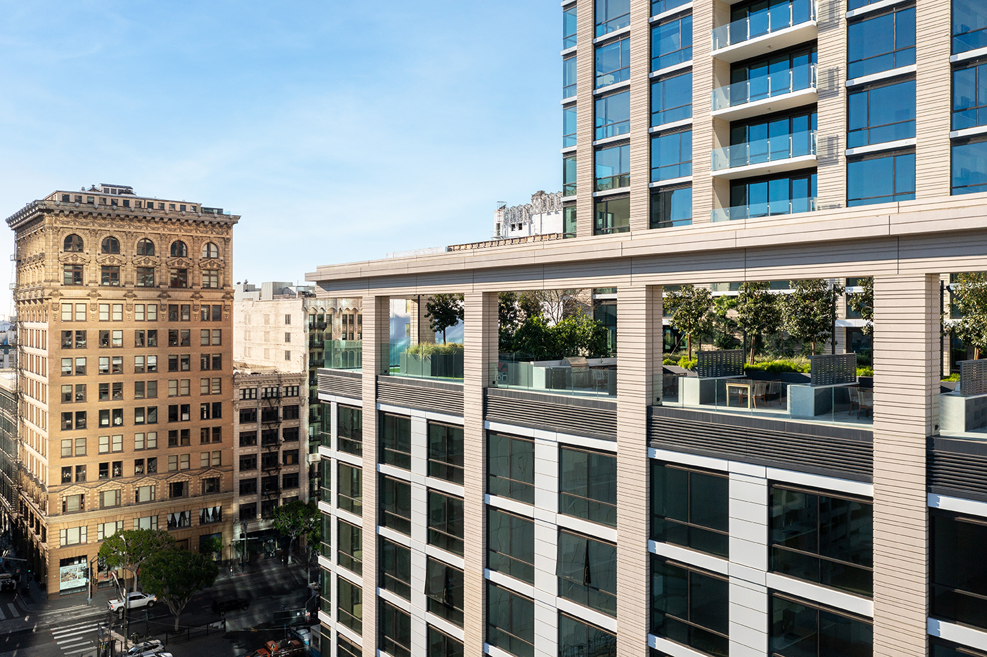 Press Perla on Broadway, Los Angeles