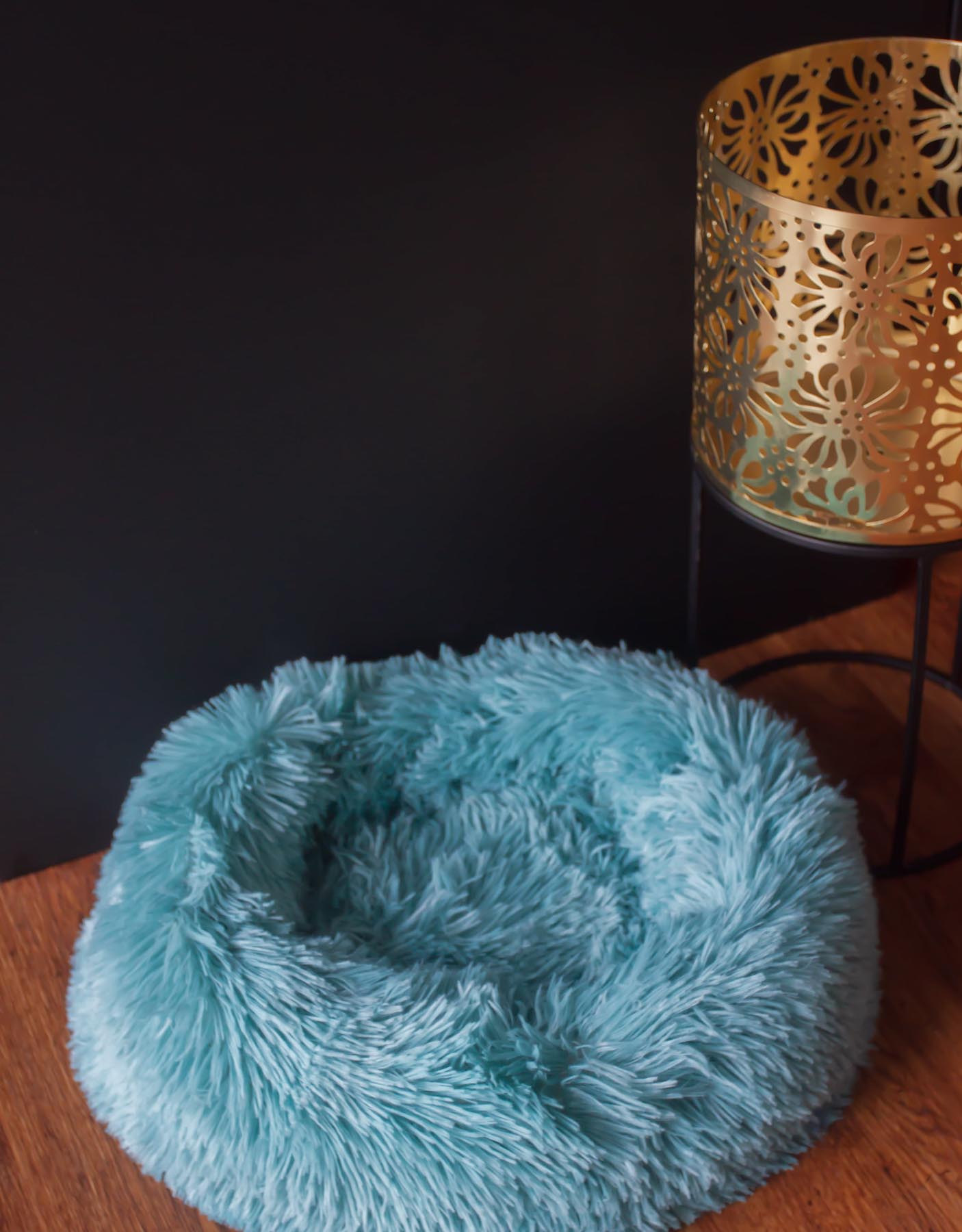Quack Quack Duck Dog Bed Perls.co.uk