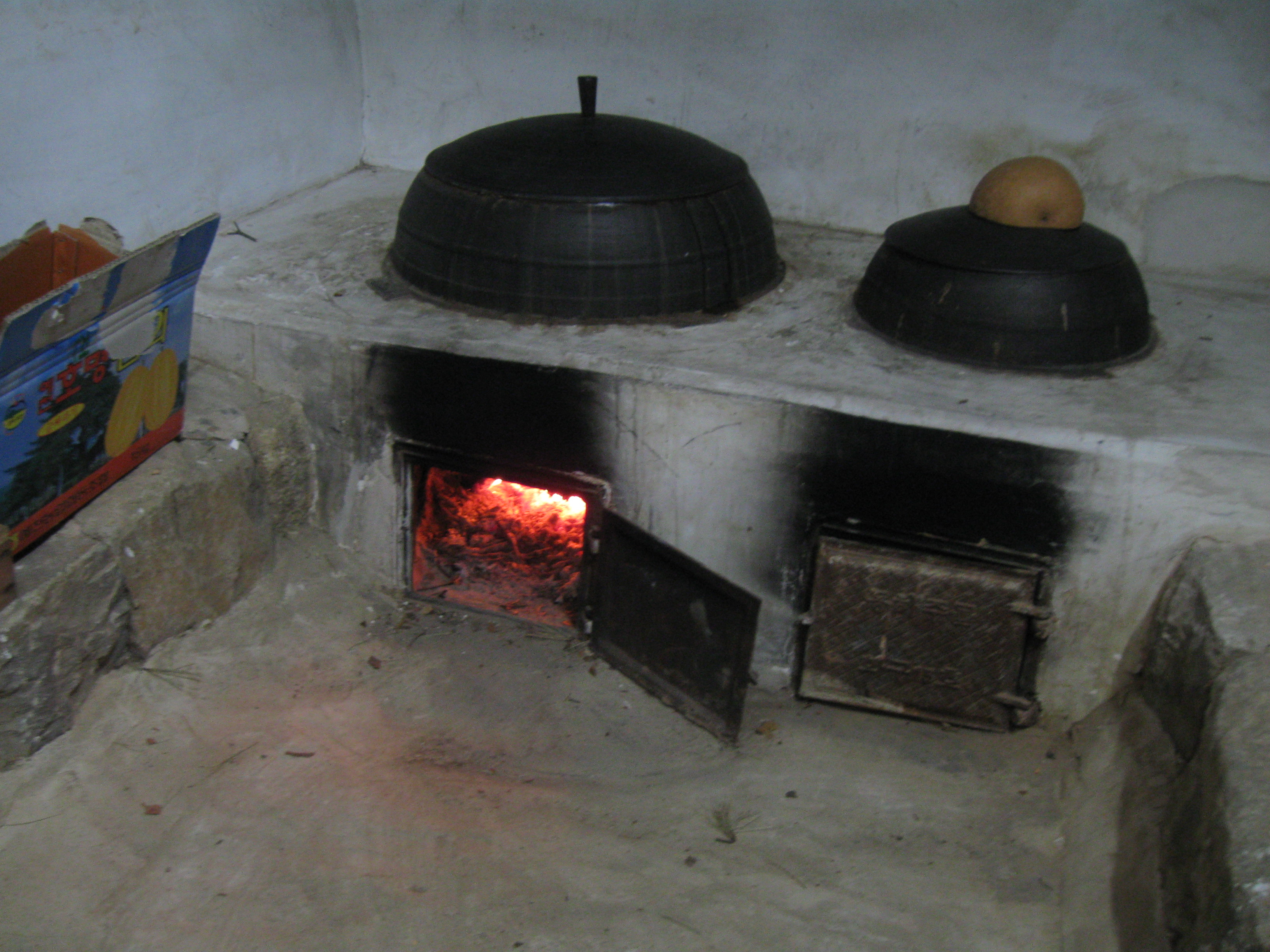 Rocket Heater in Radiant Floor Heat? (wood burning stoves forum at permies)
