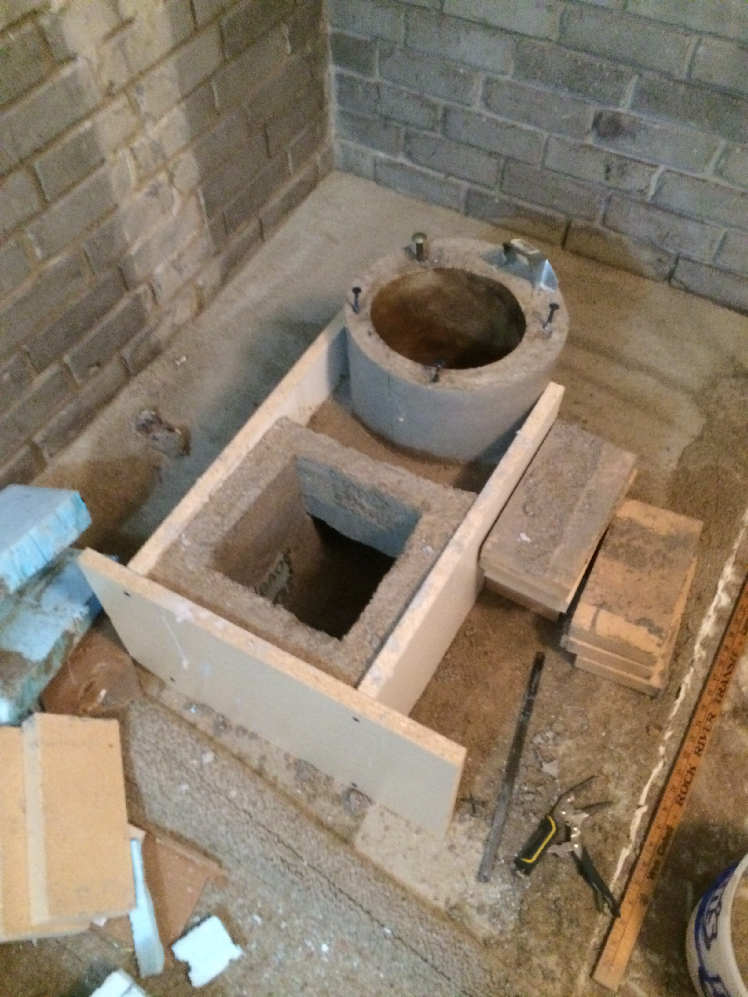 Rocket stove backdraft (rocket mass heater forum at permies)