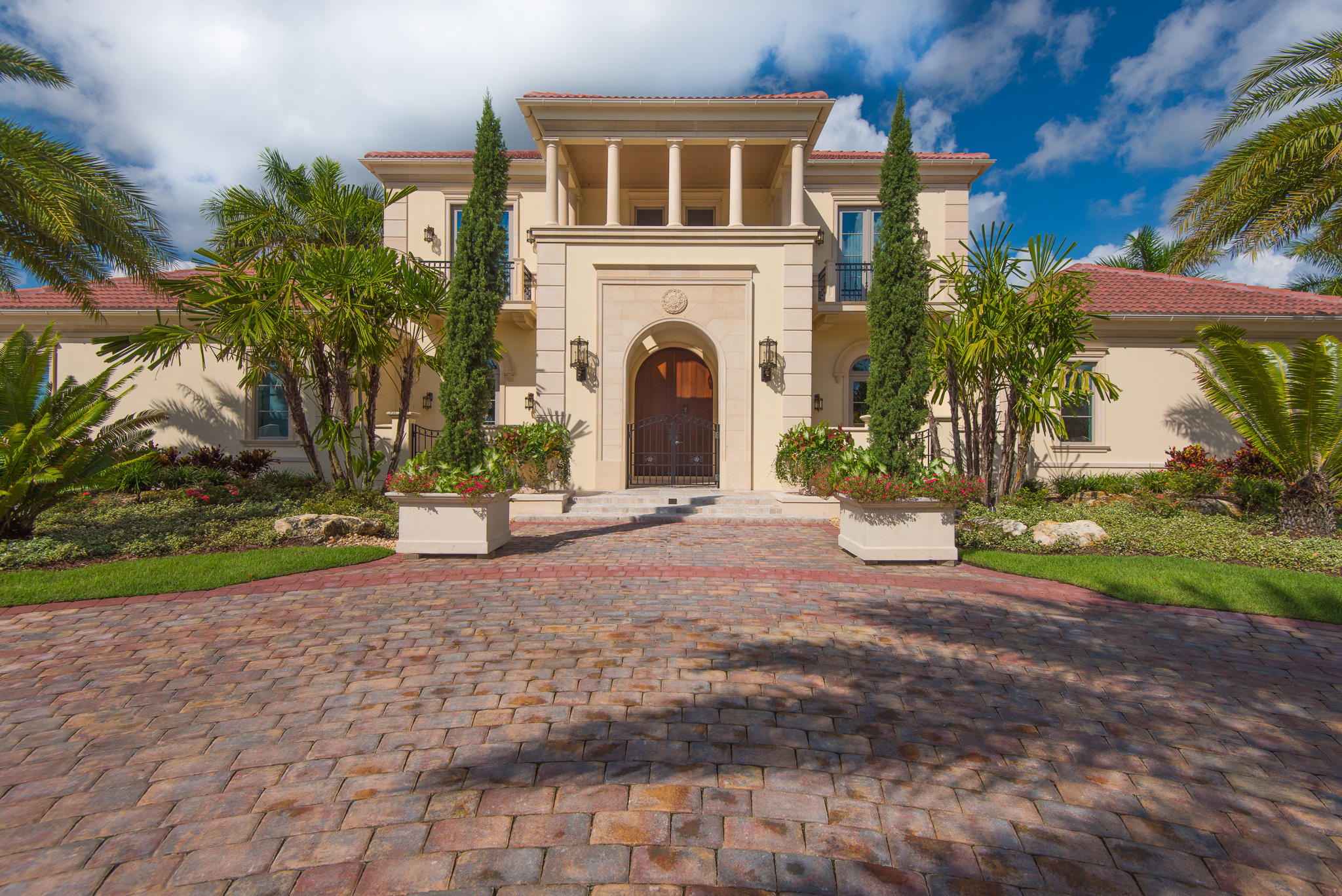 Sarasota New Home Traditional Concessions Perrone Construction