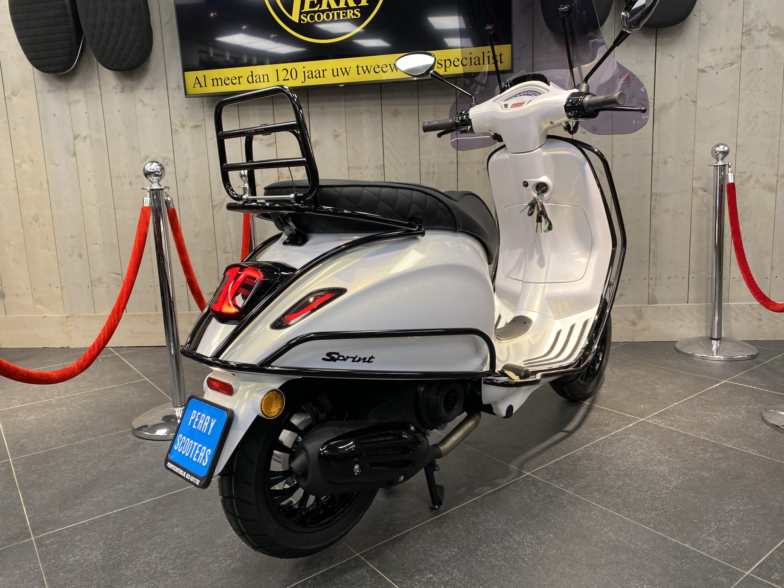 Yamaha Tmax 560 2021 ABS Tech Max Tech Power Grey CUSTOMIZING Perry