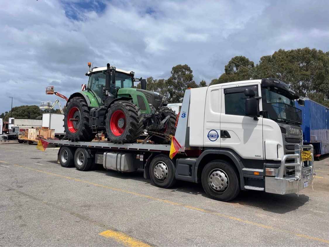 Tilt Tray Perth Executive Tilt Tray Services