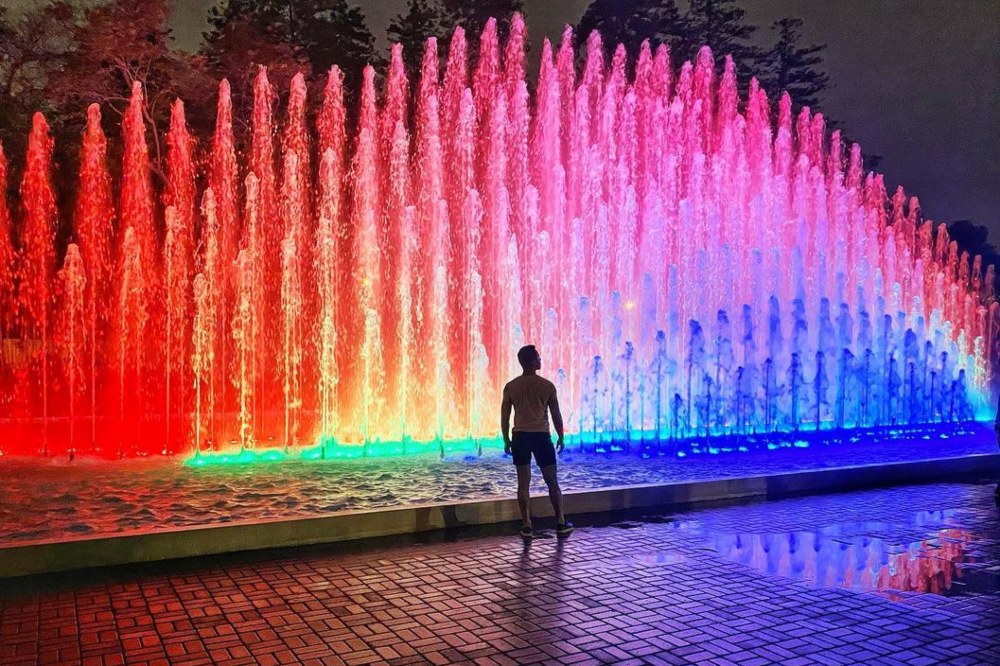 Lima magic water show Lima Magic fountain show guided tour