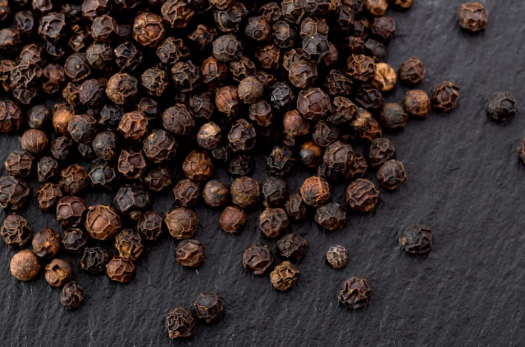 Black Pepper Here's How To Use It To Naturally Repel Mice Pest Pointers