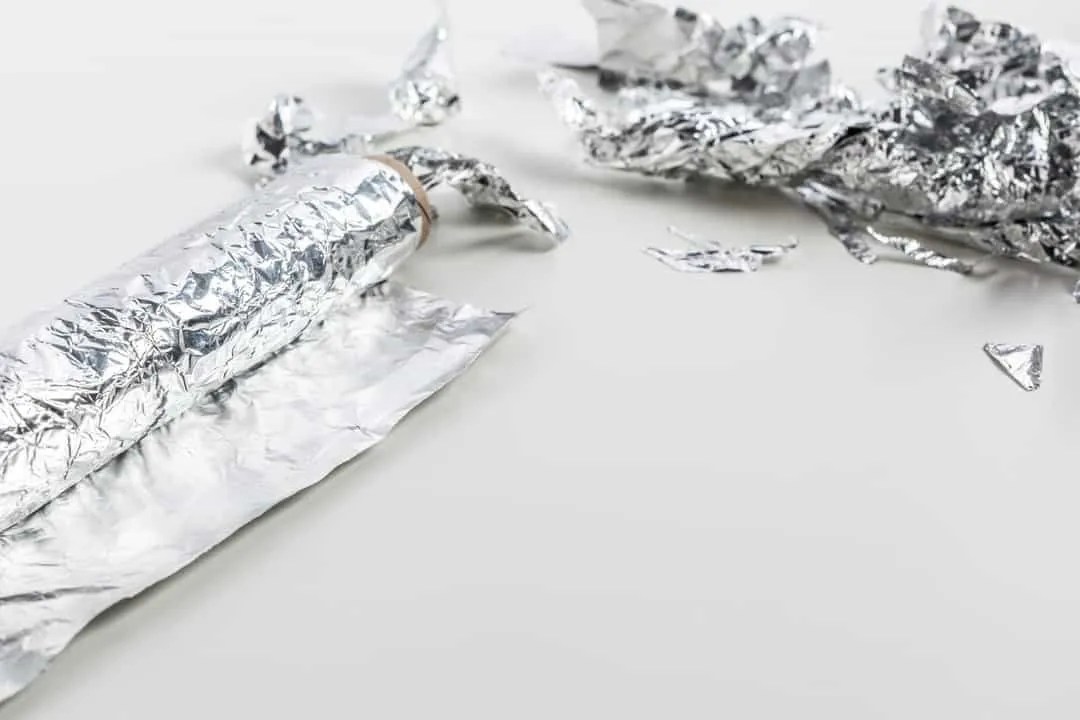 6 Ways To Use Aluminum Foil To Keep Cats Off Your Counter Pest Pointers