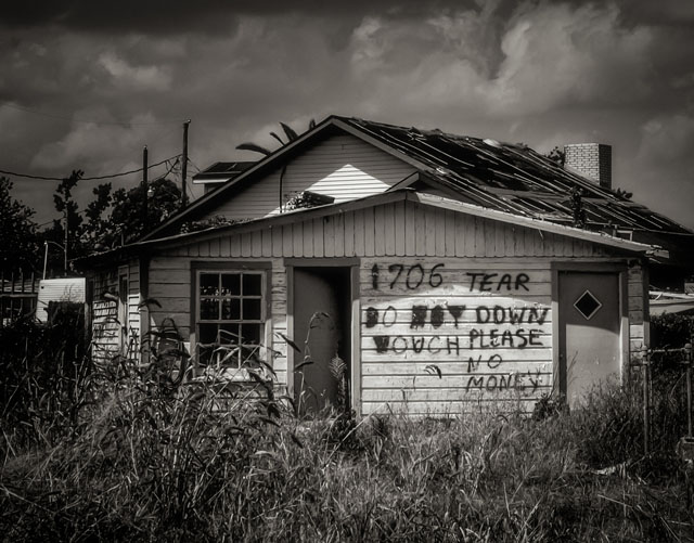 Crushed Dreams and Moldy Memories The Messages on Homes After