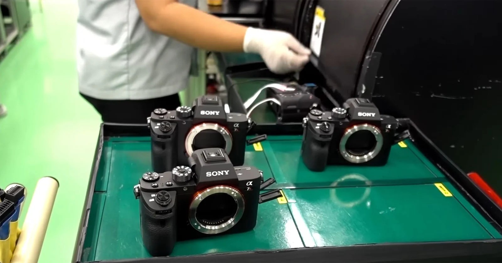 How Sony Mirrorless Cameras Are Made