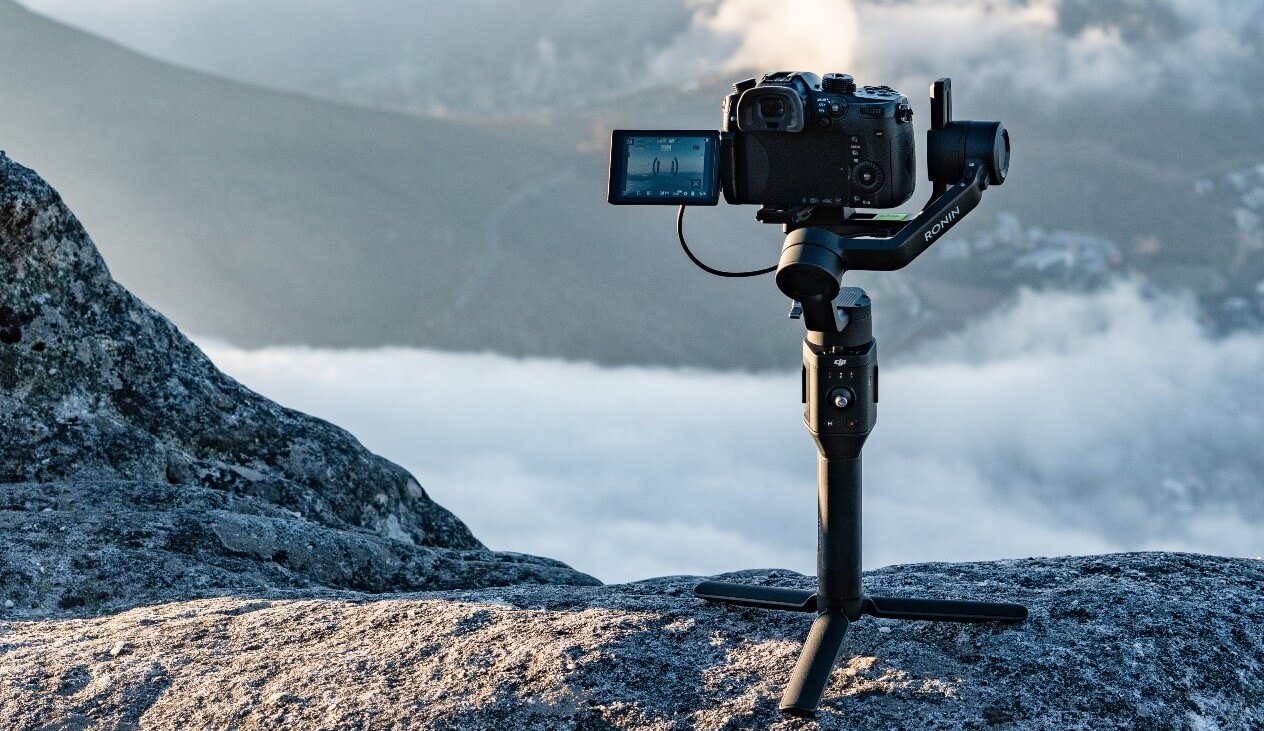 The DJI RoninSC is a Smaller, Cheaper 3Axis Gimbal for Mirrorless
