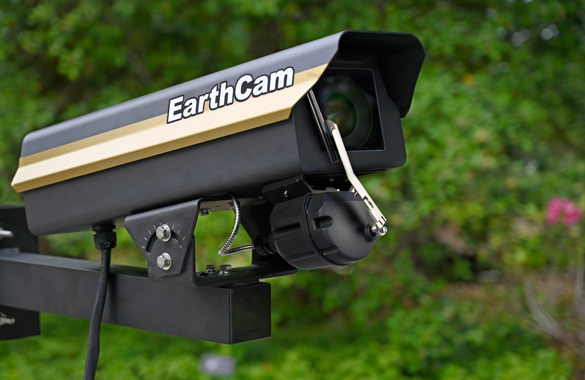 EarthCam Collabs with Sony in New AllWeather HighRes Timelapse Rigs