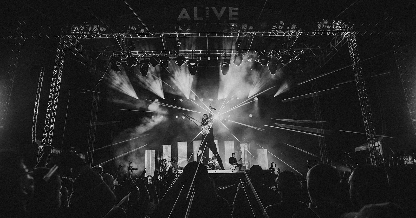 Camera Settings for Concert Photography Beginners PetaPixel