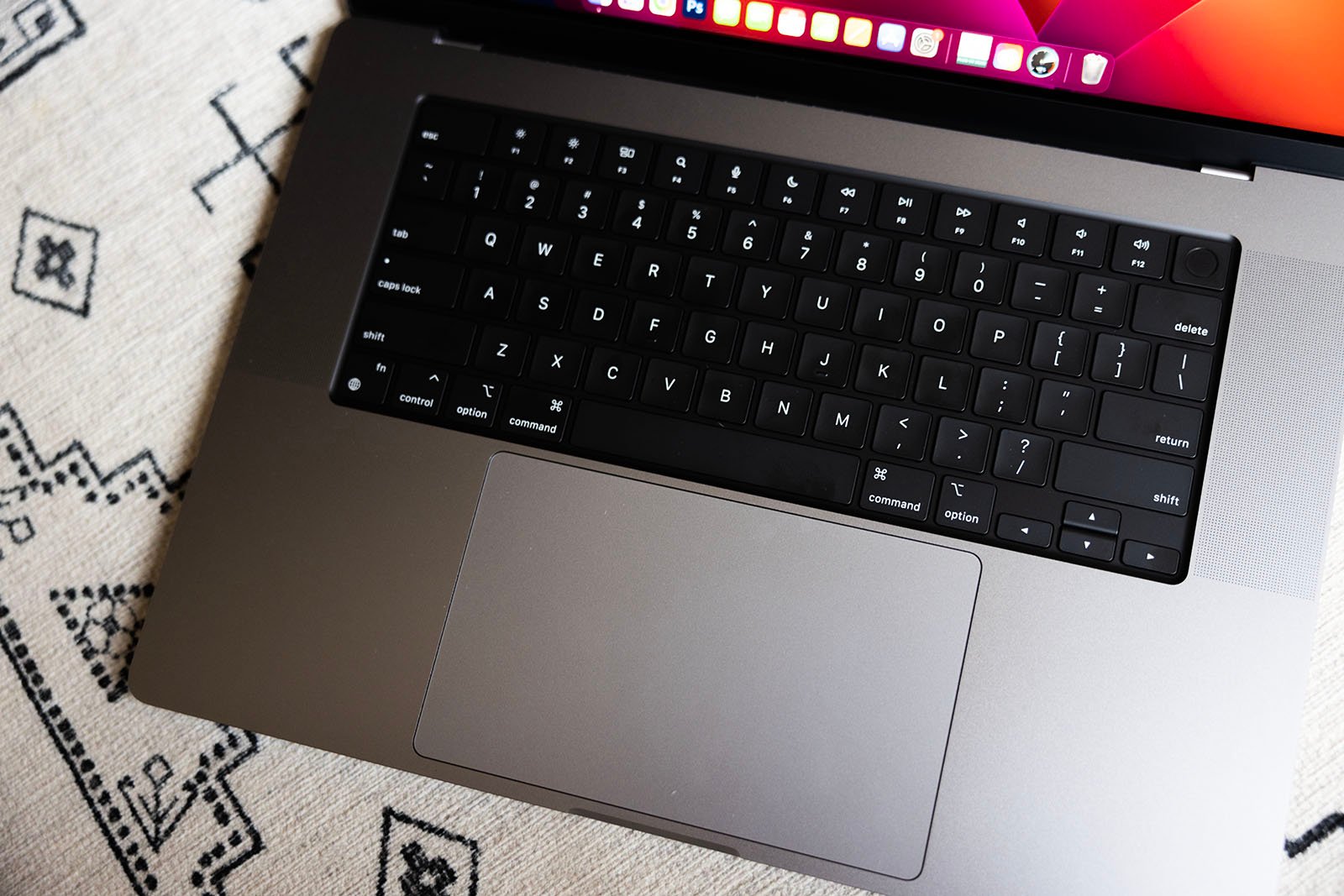 M2 Max MacBook Pro Review: Same Experience, Better Performance | PetaPixel