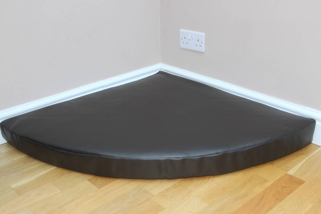 ECO Faux Leather Corner Bed Pet Beds Direct