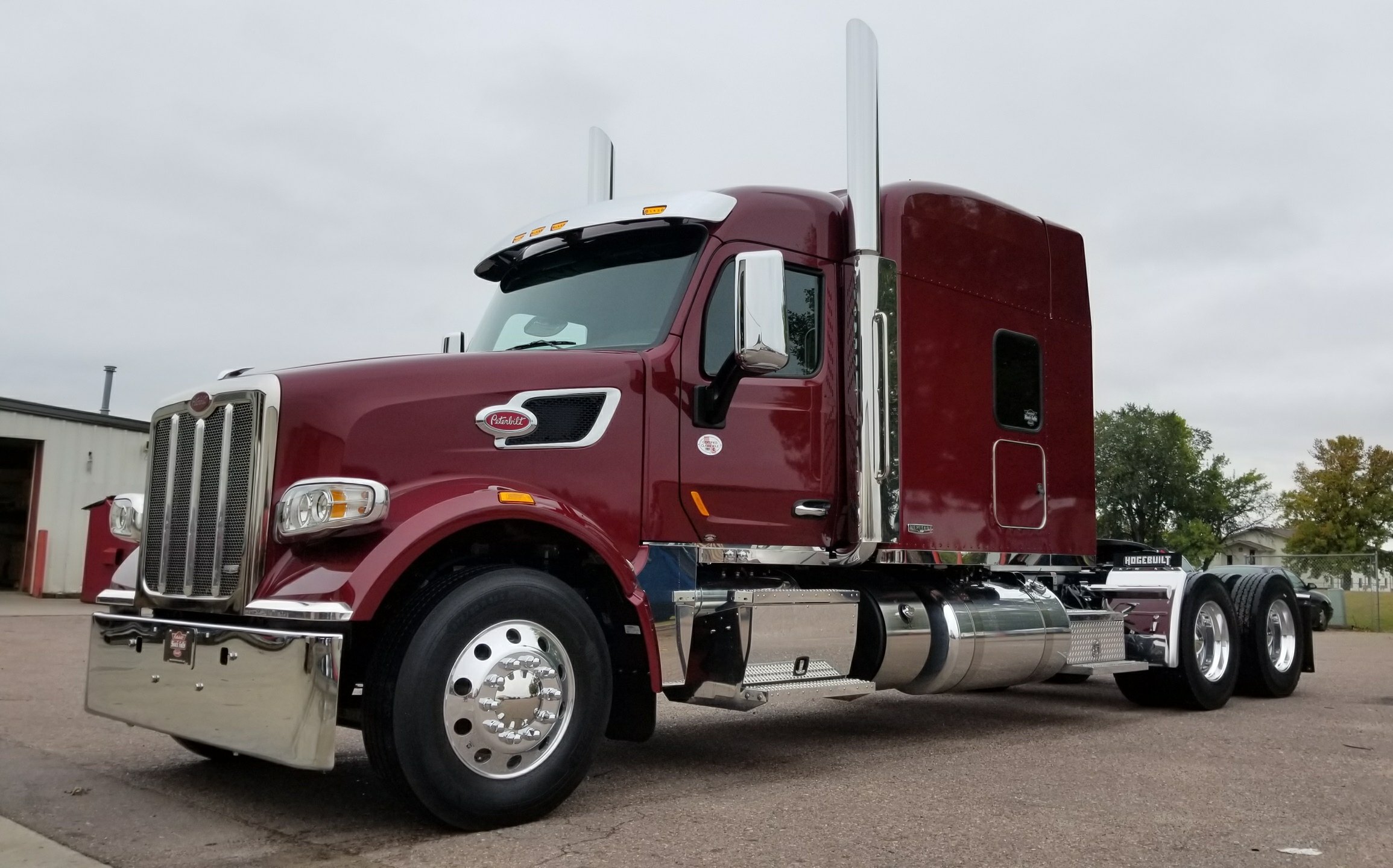 NEW 567 HERITAGE EDITION! Peterbilt of Sioux Falls