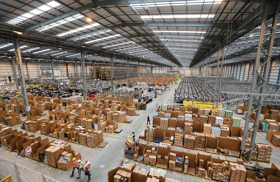 Amazon zatrudnia na święta