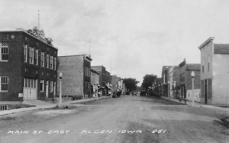 Iowa Old Main Street Postcards Peter D.