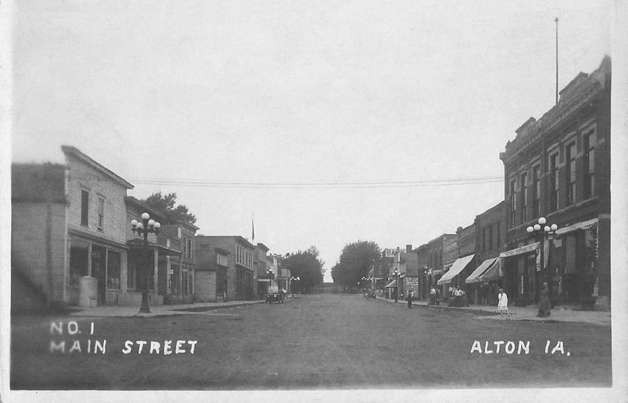 Iowa Old Main Street Postcards Peter D.