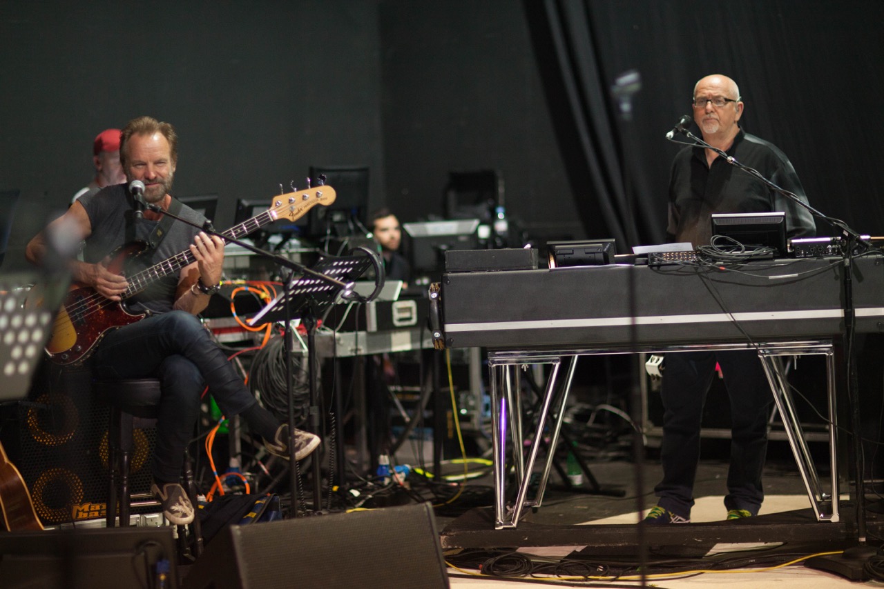 Rock Paper Scissors Tour