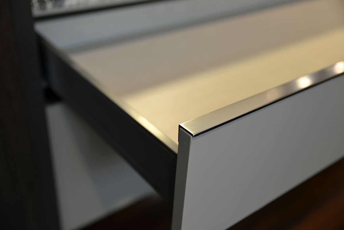 Salt Hardware Decorative Drawer Pulls & Handle Free Drawers in Los