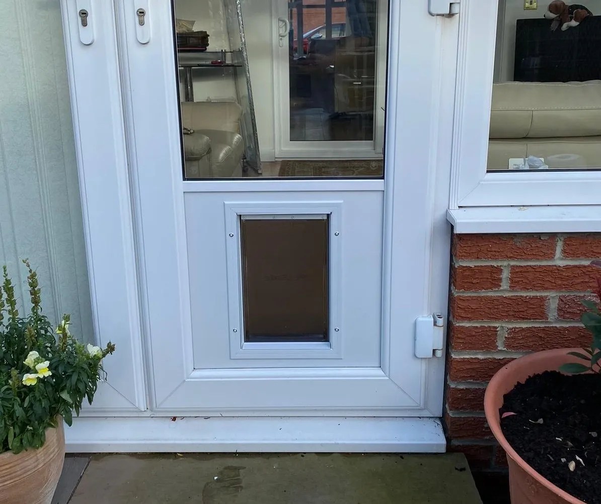 Dog Flaps Pet Flap Fitter Professional Installing and Fitting