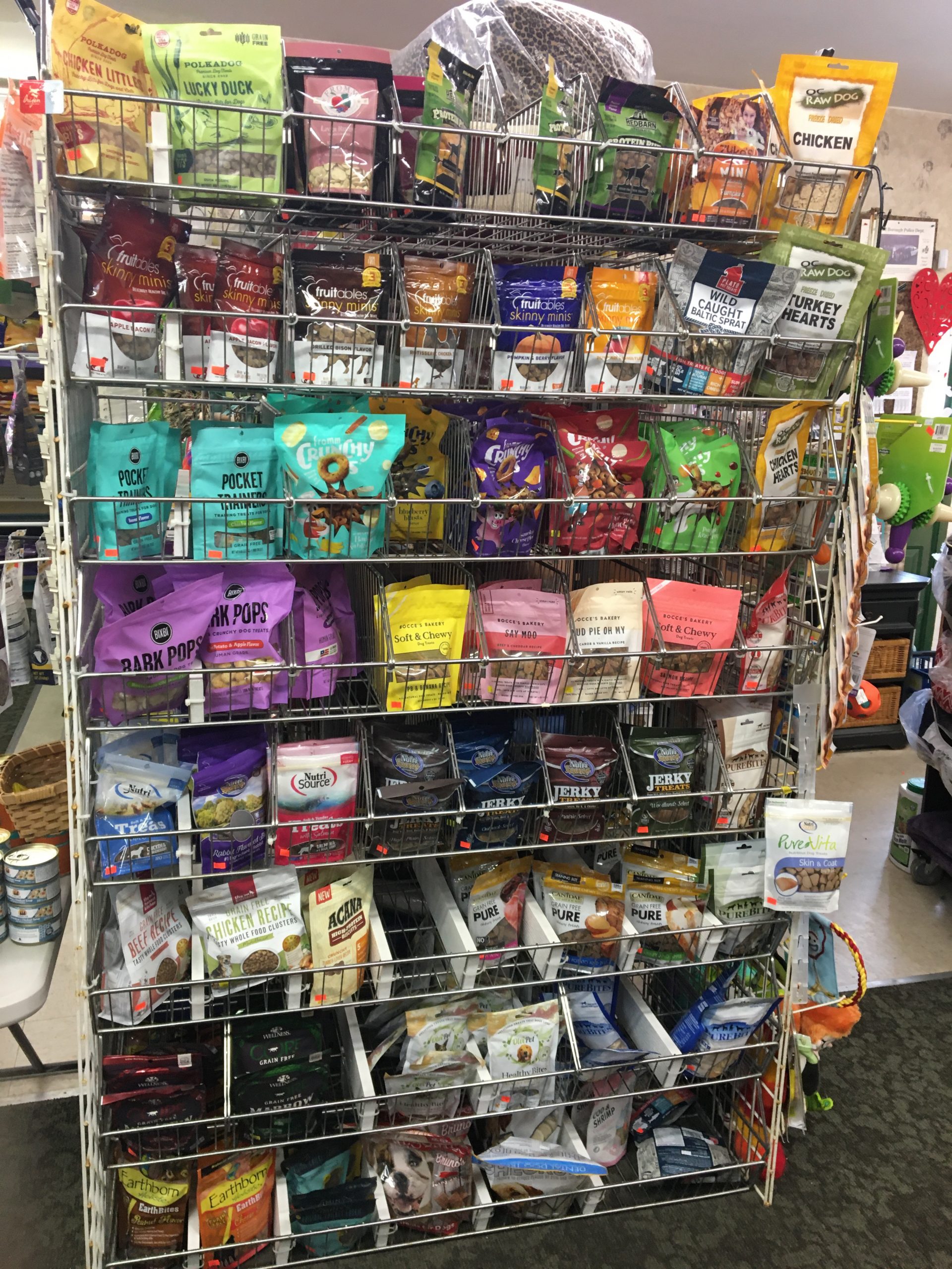 Pet HeadQuarters Pet HeadQuarters Santa Photos Dog and Cat Food Raw Foods Small Animal