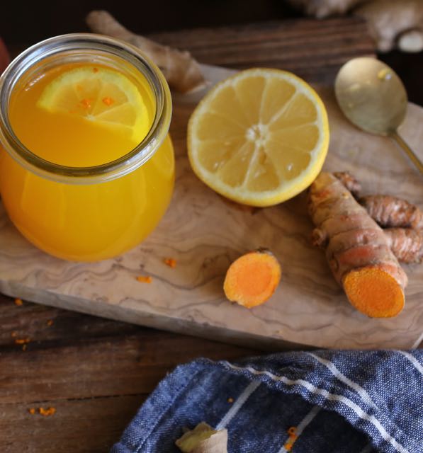 Turmeric Ginger Lemonade PETIT WORLD CITIZEN