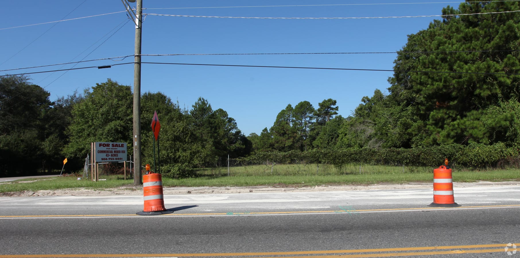 258 Chaffee Rd, Jacksonville, FL 32220 Petra Jax