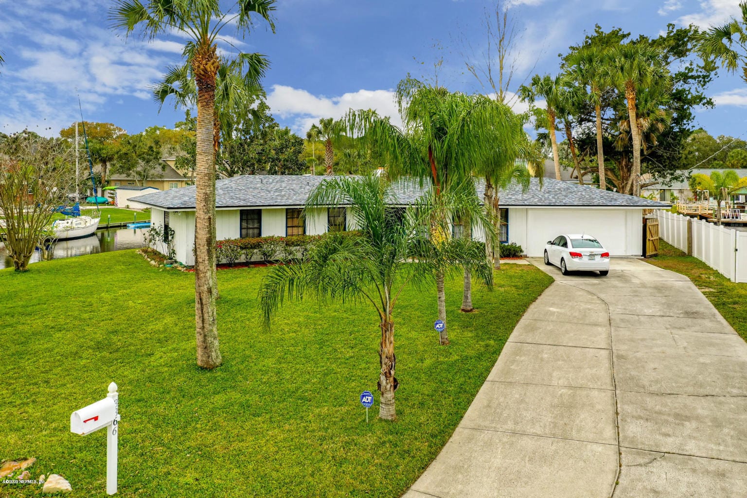 3366 Royal Palm Drive, Jacksonville, FL 32250 Petra Jax