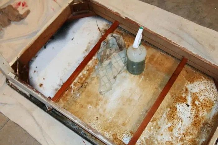 How To Clean A Porcelain Enamel Table Top And Erase Minor Scratches