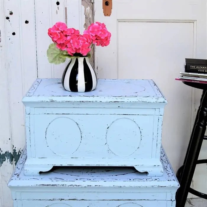 How To Make Paint Look Distressed Without Sanding Petticoat Junktion