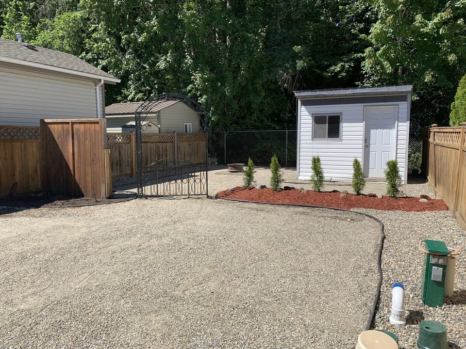 Lots For Sale/Rent Pine Grove RV Park North Shuswap Lake