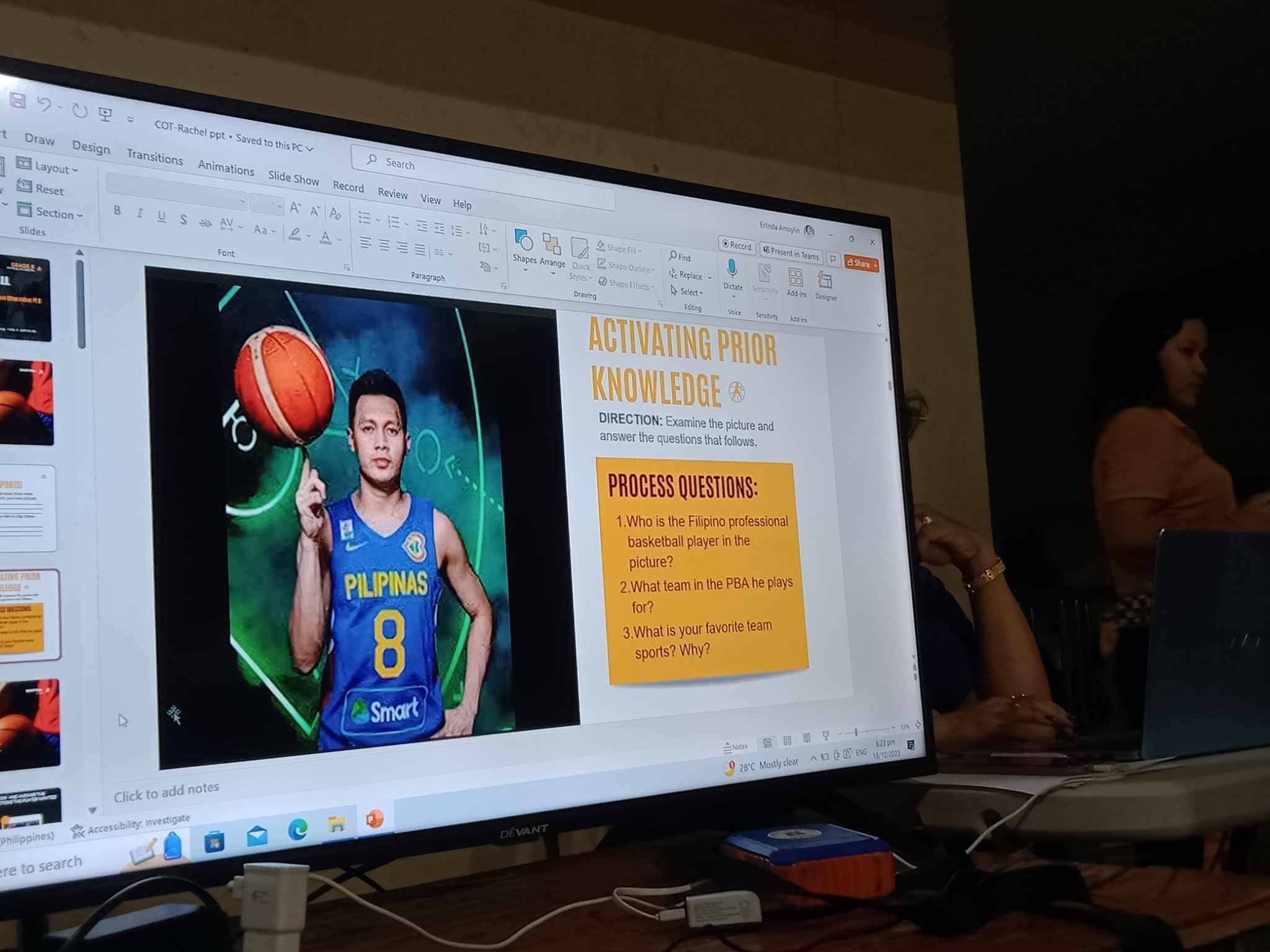 Who is the Filipino professional basketball player in the picture