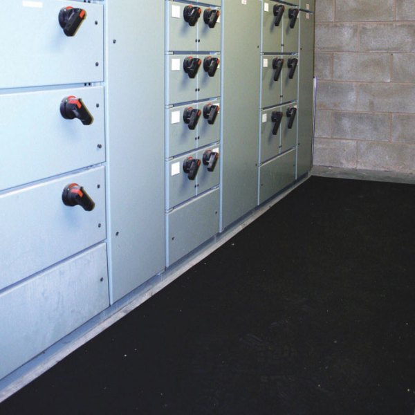 Slip Resistant Electrical Safety Mats