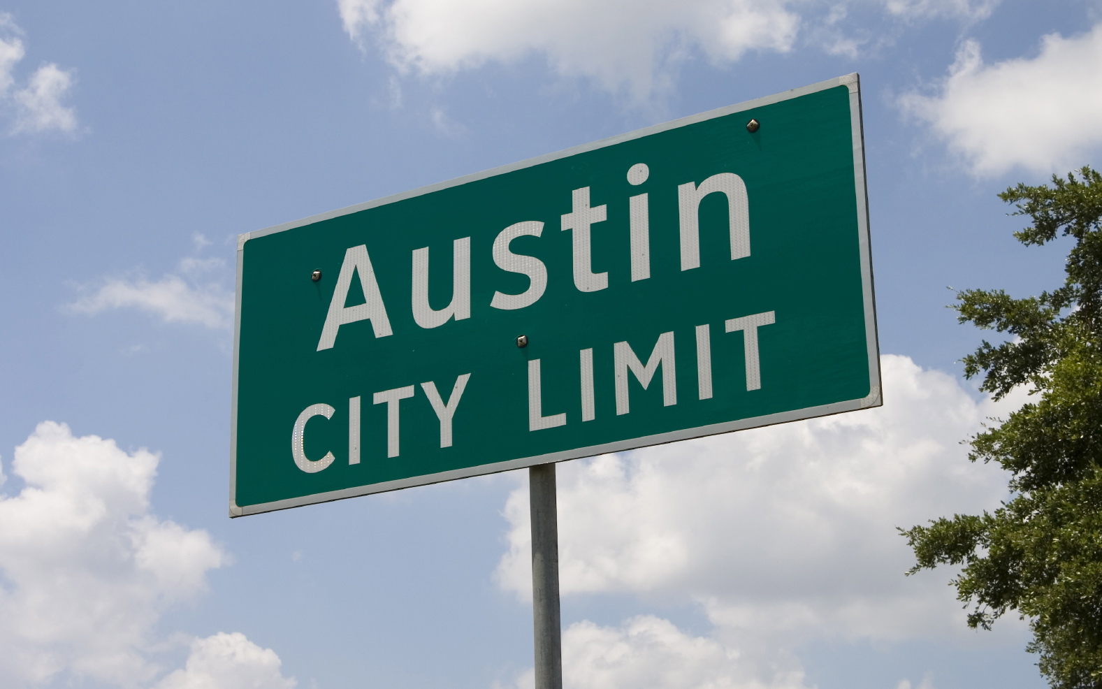 Google starts testing selfdriving cars in Austin, Texas Phandroid