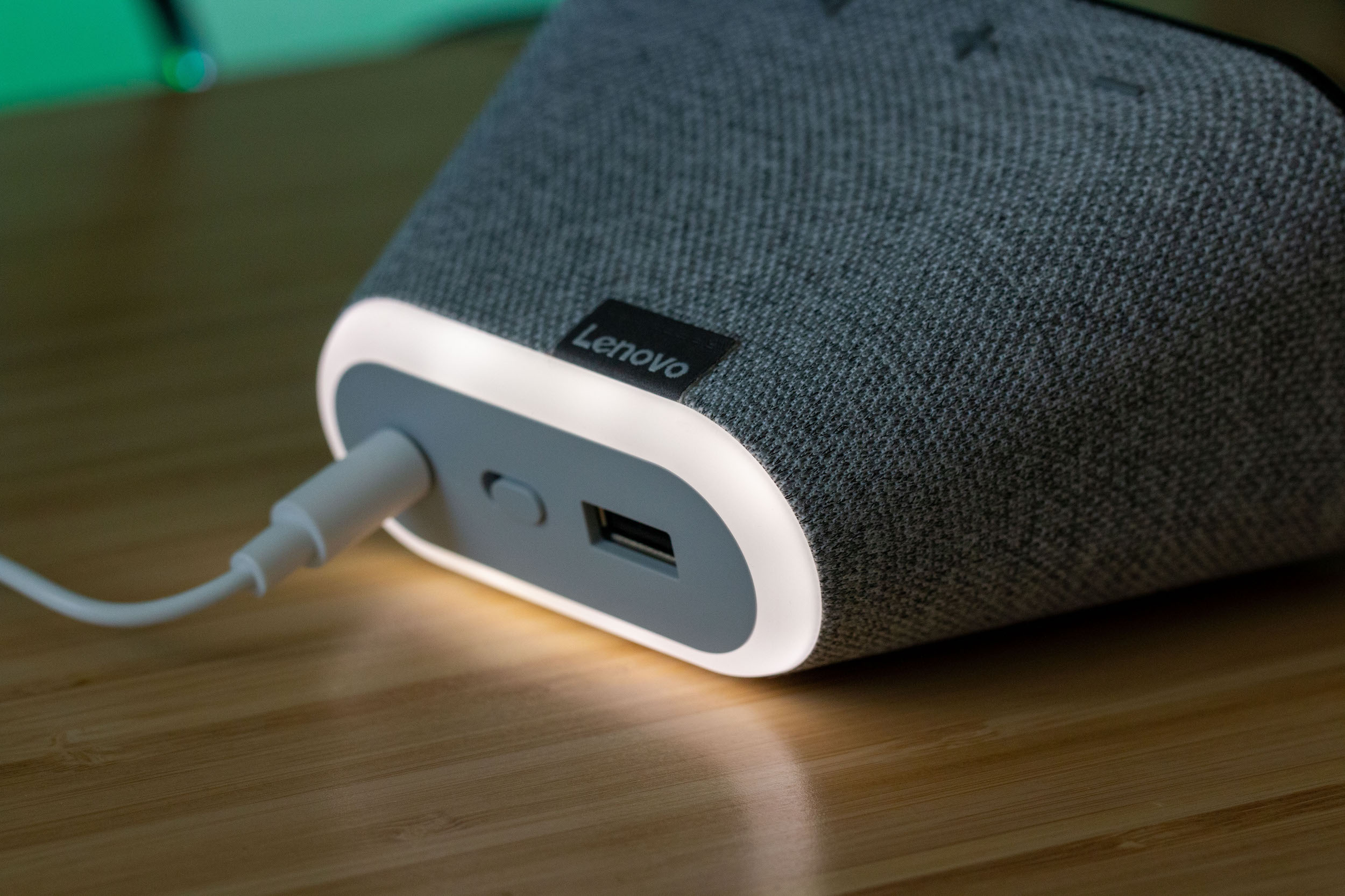 Lenovo Smart Clock Essential Review Perfect for the bedside table