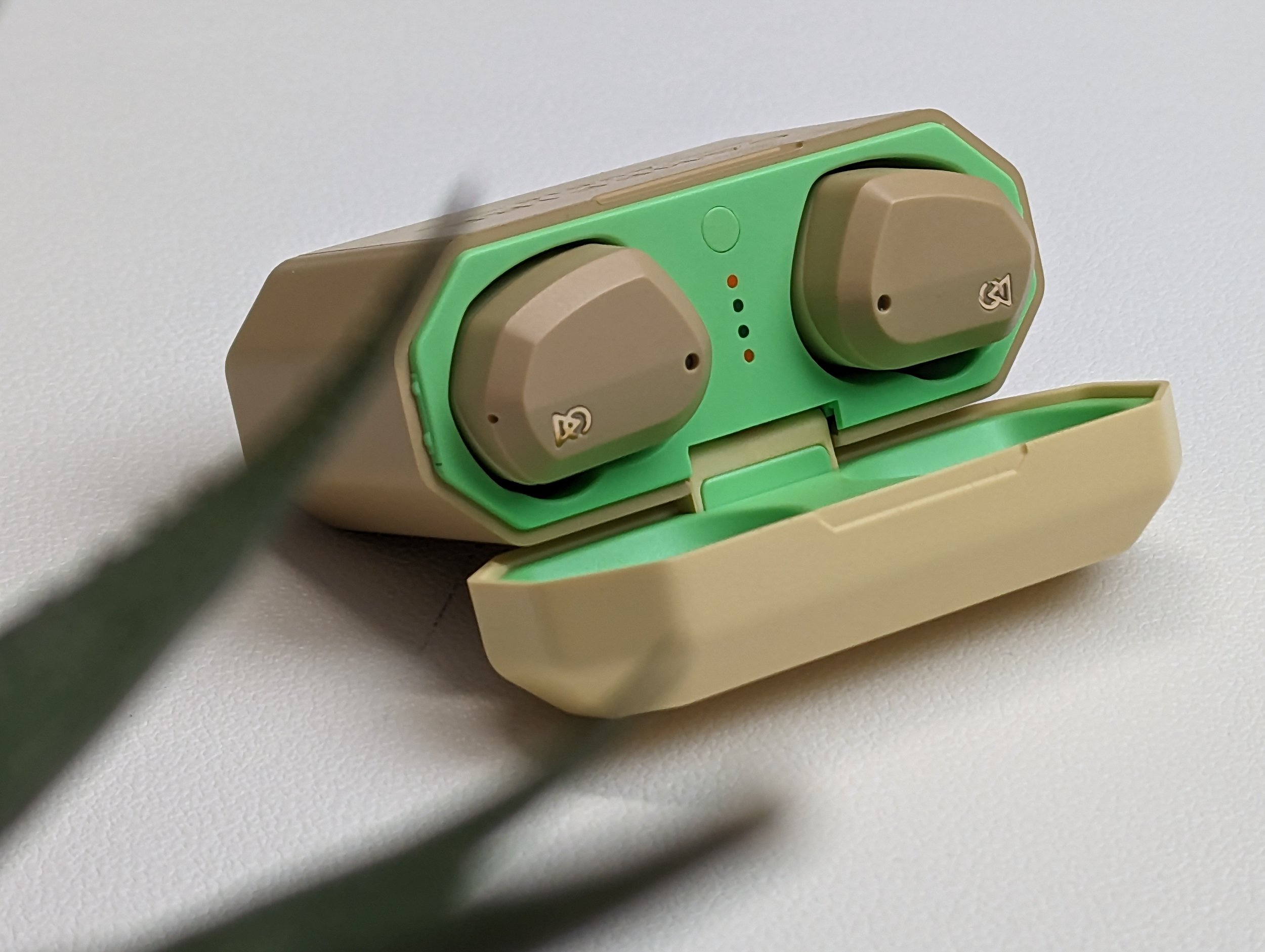 Campfire Audio Orbit earbuds deliver on the audio and design Phandroid