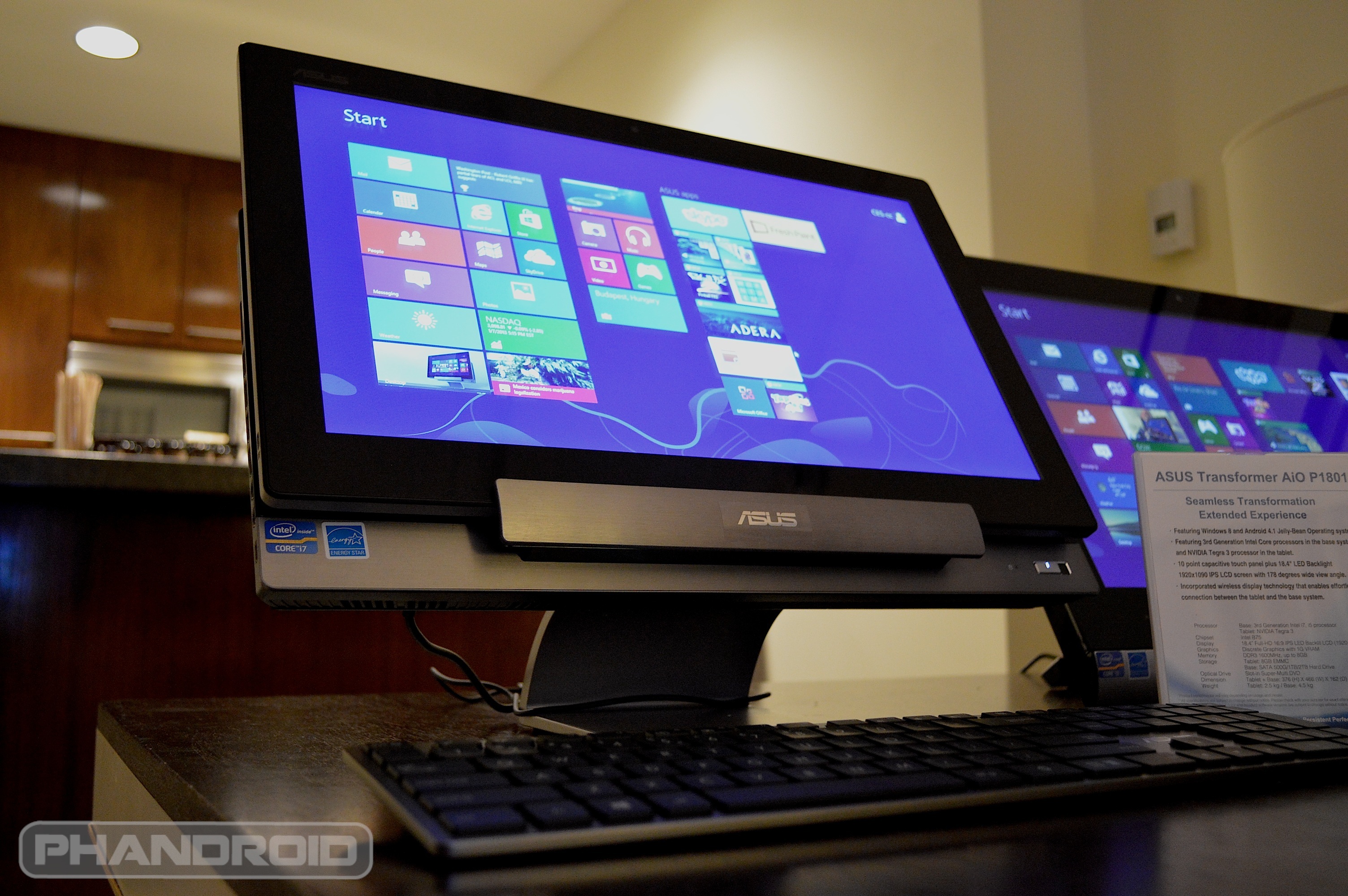 Handson ASUS Transformer AiO allinone PC/tablet running Windows 8